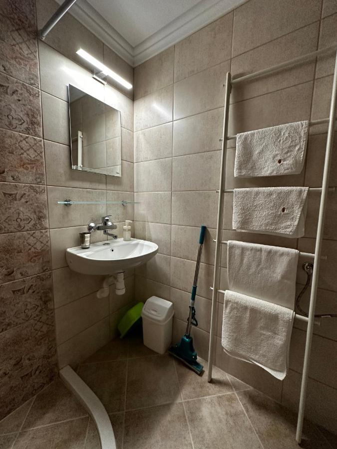 Guest Rooms Melsambria เนเซบาร์ ภายนอก รูปภาพ
